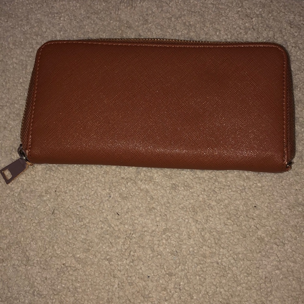 Wallet! - Picture 2 of 5